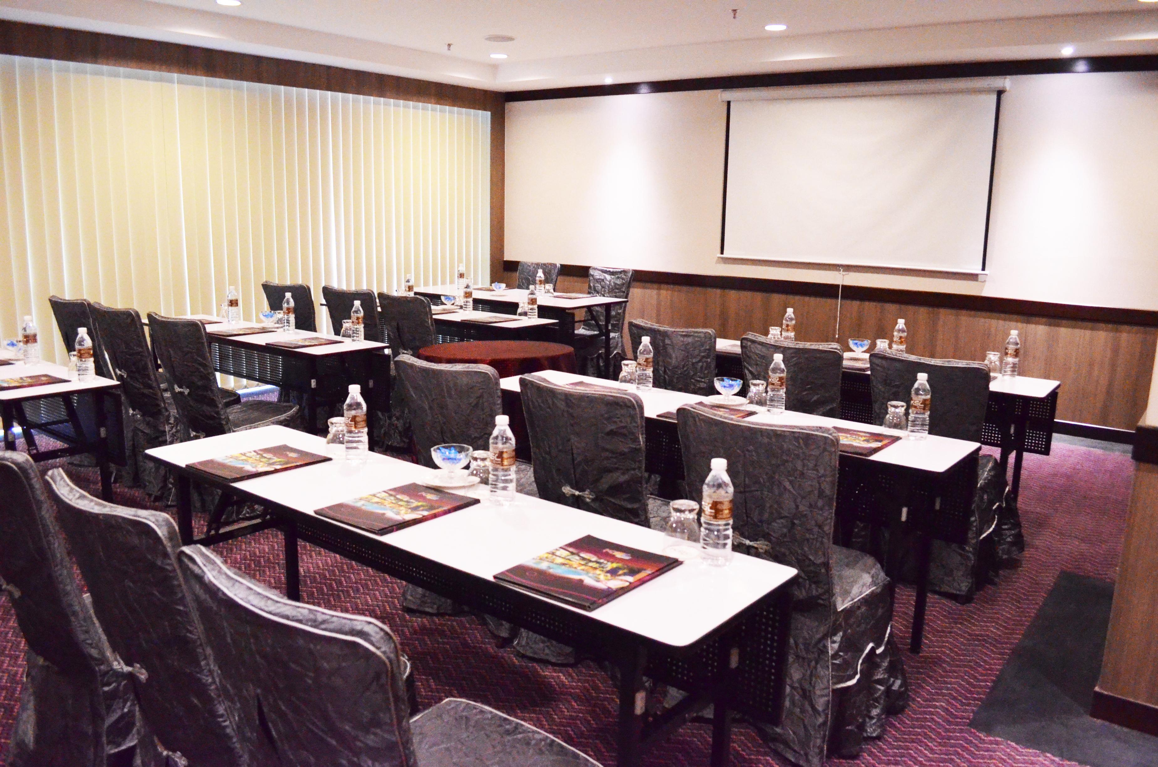 เคเอสแอล โฮเต็ลแอนด์รีสอร์ต Hotel ยะโฮร์บาห์รู ภายนอก รูปภาพ The meeting room of the hotel